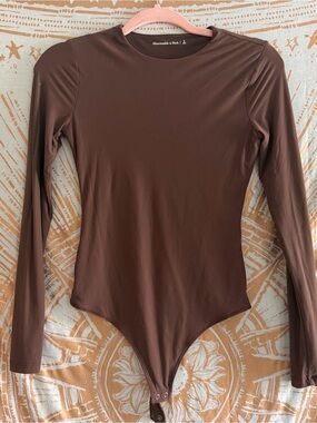 Abercrombie & Fitch Chocolate Brown Long Sleeve Bodysuit